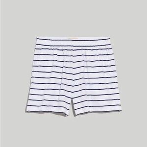 MWL Pull-On Seamed Shorts in Stripe - size M